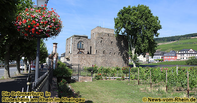 In its origins, the Brmserburg in Rdesheim is probably one of the first permanent castles in the UNESCO World Heritage Site of the Upper Middle Rhine Valley.